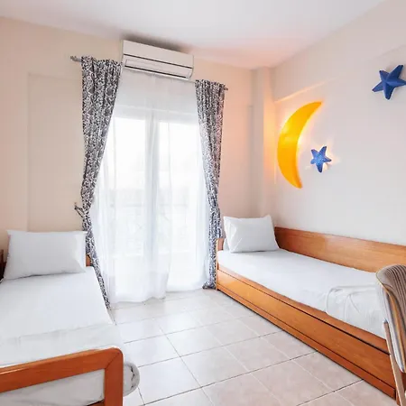 Апартаменты F & B Summer Collection - Kassandra - *