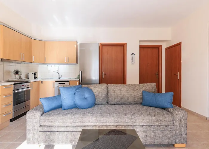 F & B Summer Collection - Kassandra - Appartement *